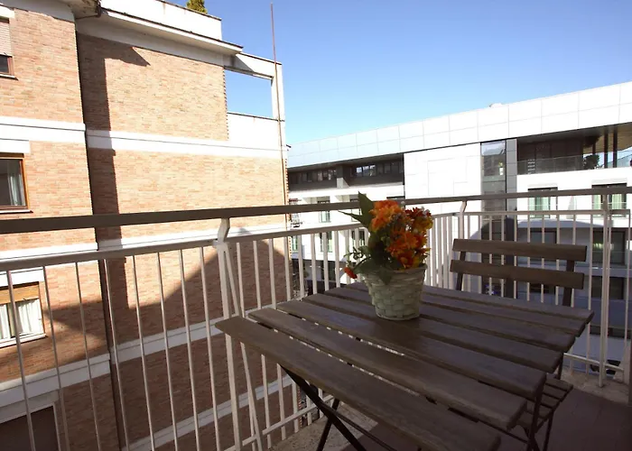 Vigna Clara 2br House * Rom