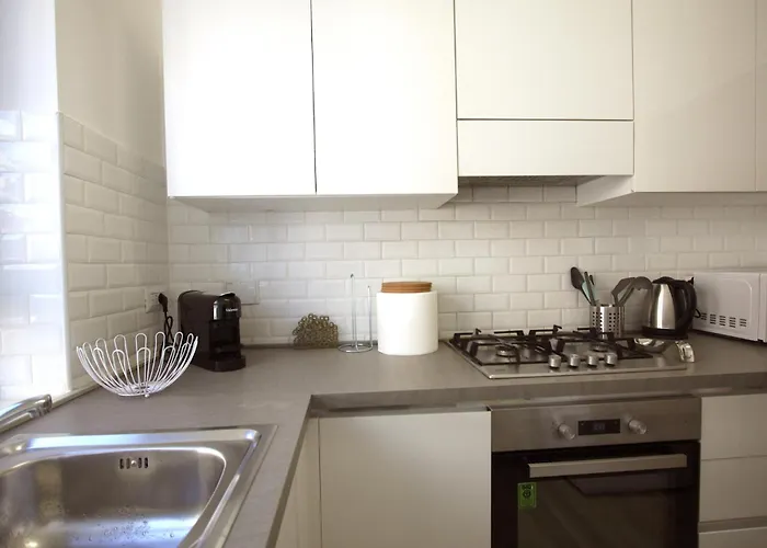Vigna Clara 2br House *
